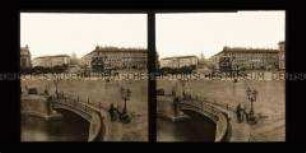 Isaakplatz an der blauen Brücke mit Reiterdenkmal, Zar Nikolaj I., und Passanten, Sankt Petersburg
