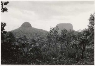 Blick auf Inselberge in Mato Grosso do Sul