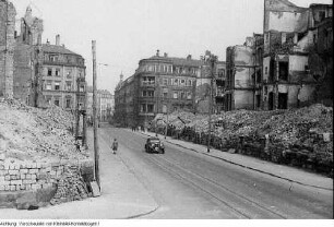 Dresden, Hoyerswerdaer Straße, Blick nach Nordnordwest zur Bautzner Straße, 20. Juli 1946