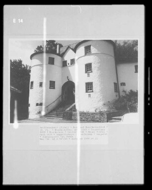 Neuer Torbau