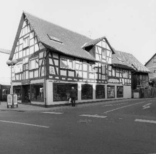 Michelstadt, Bahnhofstraße 13