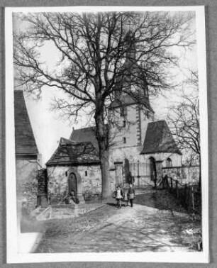 Alte Dorfkirche in Ossa bei Geithain