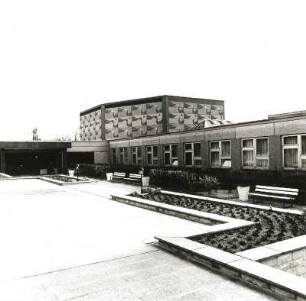 Cottbus, Käthe-Kollwitz-Straße 1-6. Hotelkomplex "Branitz", Saalbau