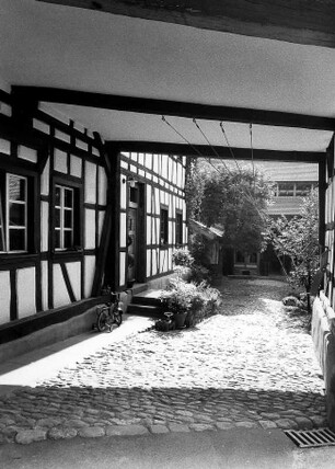 Hofheim am Taunus, Schulstraße 44