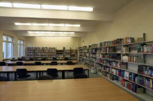 Sächsische Landesbibliothek - Staats- und Universitätsbibliothek Dresden, Zweigbibliothek Medizin. Arbeitsplätze im Freihandbereich