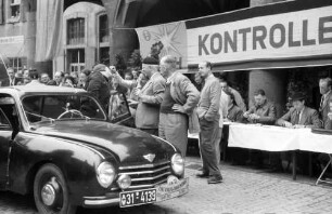 Freiburg: Nr. 12; Helm. Bönsch, Plochingen; Gutbrod; am Start
