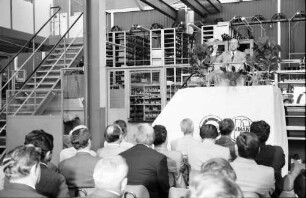 Lehen; Freiburg: Eisengießerei Raimann; Ministerpräsident Dr. Filbinger; Ansprache in der Werkhalle