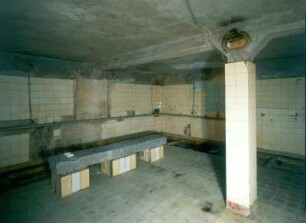 Dresden-Hellerau. Festspielhaus. Sauna, Kellergeschoß. Duschen
