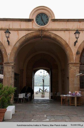 Piazza Cavour, Portoferraio