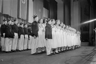 Kulturveranstaltung anlässlich des Internationalen Mädchentags : Volkskunstensemble der IG Wismut