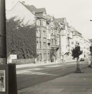 Wohnhaus mit Läden : Wohnhäuser (zum Teil mit Läden, Nr. 49; um 1905, Nr. 51; 1906)