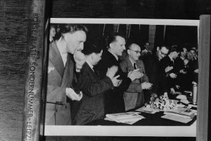 Reproduktionen von Fotografien ab dem Jahr 1945 in Berlin
