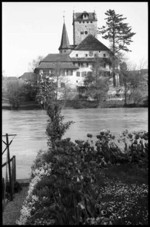 Aarwangen: Aare mit Schloss
