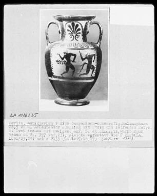 Laufender Satyr mit laufendem Jüngling mit Zweig