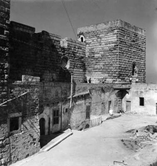Bari. Staufische Kernburg (1233/12409)
