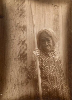 Frauenportrait (Hamburger Südsee-Expedition 1908-1910)