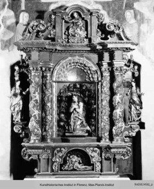 Schnitzaltar