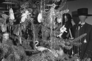 Ausstellung "Christbaumschmuck - einst und jetzt" im Badischen Landesmuseum