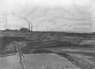 Tagebau Kraft II b. Deutzen, Spülkippe : Tagebau Kraft II bei Deutzen (Tagebau Vereinigtes Schleenhain). Spülkippe