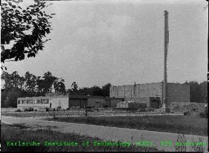 Außenansicht des Zyklotrons (Zykl), von Nordosten