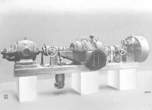 Kondensationspumpwerk mit Dampfturbinenantrieb- und elektrischem Antrieb (MAN) : Technikgeschichte | Maschinenbau | Kraftmaschinen | Dampfturbinen