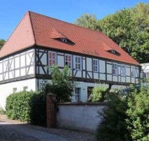 Bad Belzig, Kirchplatz 2