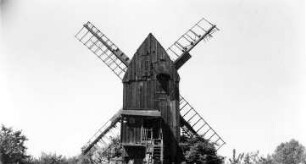 Irxleben. Mühle Hillmer, Bockmühle, (1983 eingestürzt)