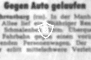 Gegen Auto gelaufen