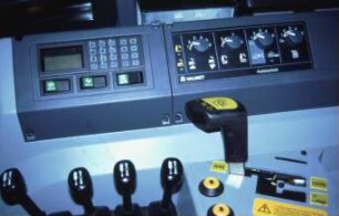 Fotografie: Traktor, Kabine, Bedienelement, Elektronische Hubwerksregelung (EHR)