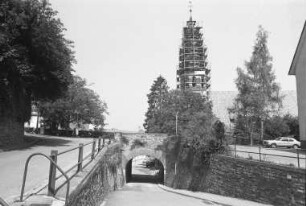Evangelische Kirche Grötzingen. Renovierung des Kirchturms