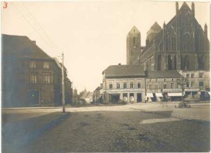 Prenzlau: Markt mit Marienkirche