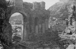 Teatro Greco : Ruine des antiken griechischen Theaters von Taormina.