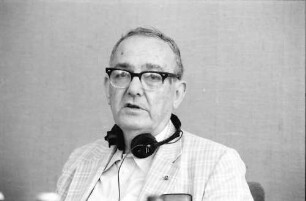 36. Tagung 1986 Chemiker; Pressekonferenz: Herbert A. Simon