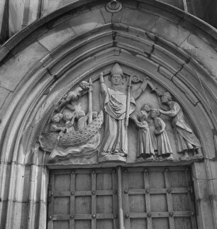 Portal der Nikolauskapelle