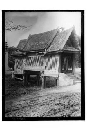 Architektur in Thailand : Thailand. Ein Sala, ein offener hölzerner Pavillon Brücke, 1908/1913 (vgl. df_hauptkatalog_0507666)