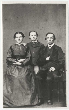 Walter Christallers Großeltern mit seinem Vater Erdmann Christaller