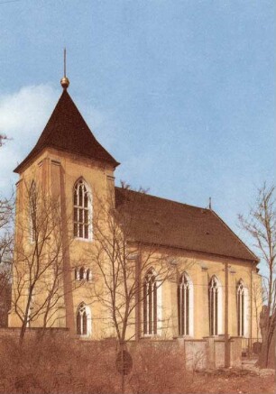Leipzig-Portitz: Südwestansicht ; neugotisch 1865/67 ; 1970 Turmbau und Erneuerung