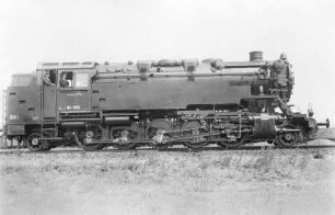 Güterzug-Tenderlokomotive 84 005 der Deutschen Reichsbahn