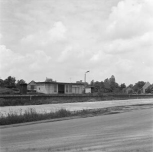 Deutsch Ossig. Blick zum ehemaligen Bahnhof