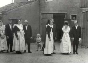 Hochzeit in Saalau : Gesellschaftliche Volkskultur - Sitten im Laufe des menschlichen Lebens - Hochzeit. Ort: Salow / Saalau. Hochzeit.