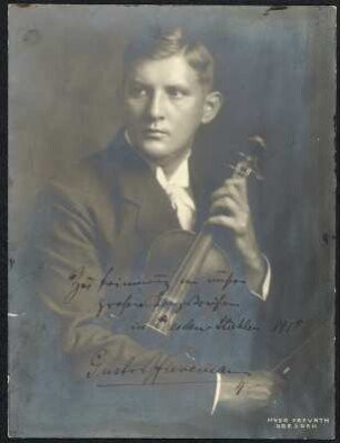 Der Geiger und Komponist Gustav Havemann. Fotografie mit Widmung von 1918 von Hugo Erfurth, 1915/1918