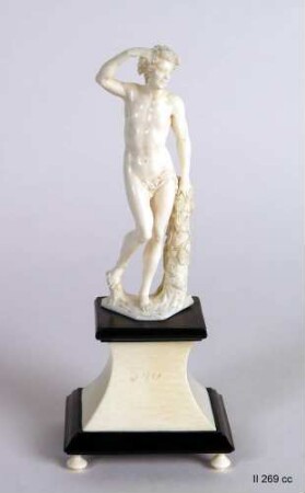 Statuetten der Vier Jahreszeiten - Herbst