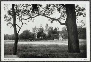 Vorm Schlößchen in Gohlis