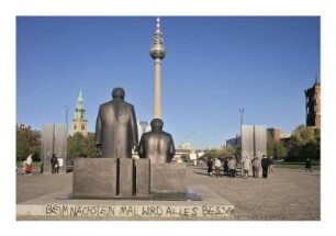 Marx-Engels-Denkmal