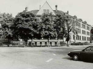 Glauchau, Pestalozzioberschule, Eckansicht