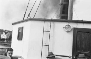Steuerstand : Kabinenaufbau eines Schiffes.