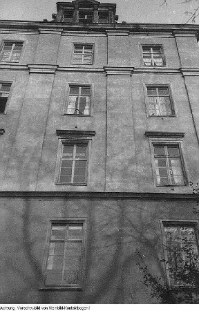 Dresden, Albertstadt. Fabrice - Kaserne, Umbau zu Wohnungen, Oktober 1949