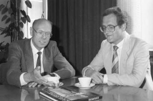 Nominierung des Oberbürgermeisters von Aalen Ulrich Pfeifle zum Kandidaten für die Oberbürgermeisterwahl 1986 durch den SPD-Kreisverband Karlsruhe