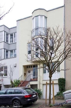 Tor- und Stadthäuser an der Lützowstraße / Reihenhaus; Berlin, Mitte