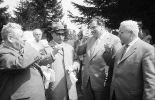 Hornberg, Kreis Säckingen: Minister Dr. Leuze, Regierungspräsident Anton Dichtel, Direktor Dr. Pfisterer